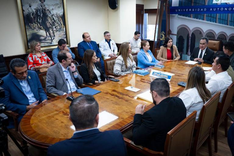 La UAS e IMSS-Bienestar firman convenio de colaboración en beneficio de los estudiantes y la comunidad; coordinan esfuerzos en salud, investigación y práctica profesional