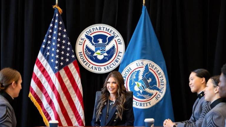 Kristi Noem compareció ante el Comité de Seguridad Interna de la Cámara de Representantes.