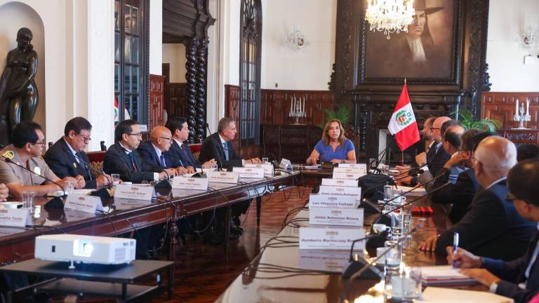 Elimina Perú decreto que exigía visa a visitantes de México