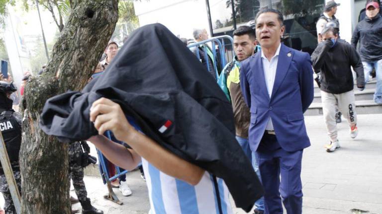 Fiscal General de Ecuador detiene a 30 entre jueces, fiscales y policías