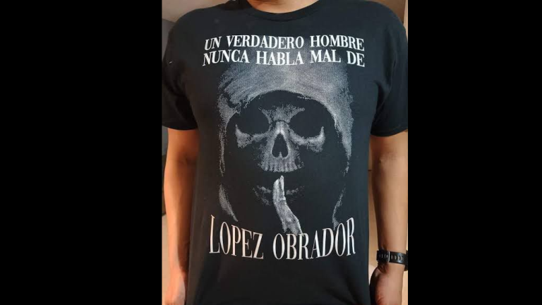 Morena difundió una imagen de una camiseta de la Santa Muerte.