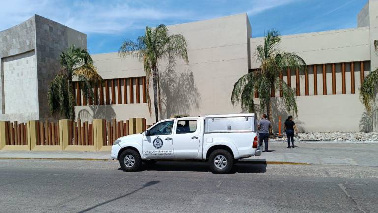 Cerca del mediodía del lunes se reportó el asesinato de una mujer en un motel de Mazatlán.