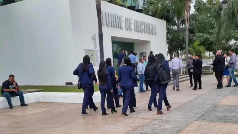 La Auditora Superior Emma Guadalupe Rivera informó que hay alrededor de cuatro procesos de auditorías paralizadas por los recursos legales universitarios.