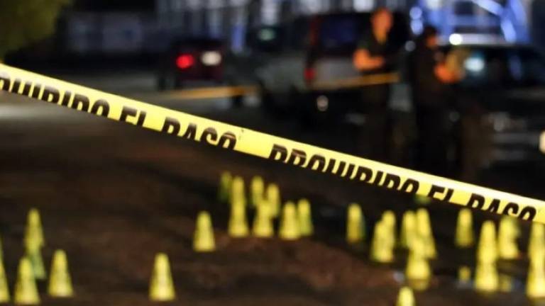 Elementos de la Policía Municipal arribaron al lugar, donde hallarn casquillos percutidos.