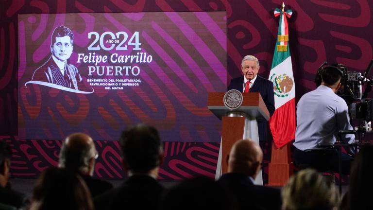 El Presidente realizó un llamado a los normalistas de Ayotzinapa y les pidió que no abusaran en su derecho a manifestarse