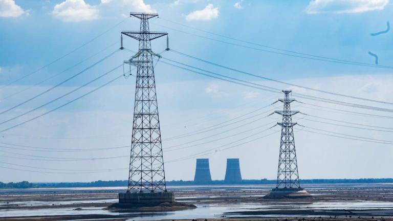 Ataque contra las instalaciones nucleares en Ucrania aumentan el riesgo de accidente grave: Energía Nuclear