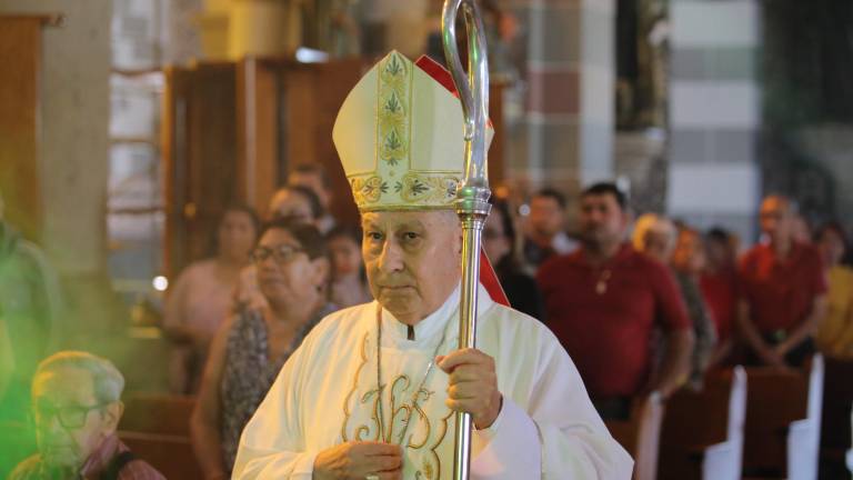 El Obispo de Mazatlán comentó que la comunidad debe conocer a los candidatos tanto si van a las cámaras o ayuntamientos con base a su experiencia y perfil.