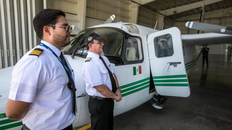 Aeronave que se utiliza para el bombardeo con yoduro de plata en Sinaloa.
