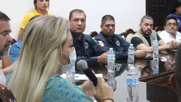 El Consejo Municipal de Protección Civil de El Rosario decidió mantener la alerta verde, pero continuarán en sesión permanente.