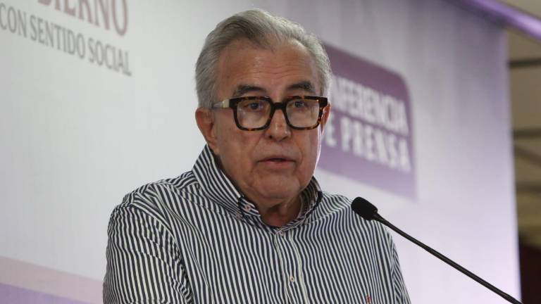 El Gobernador adelantó que se planea la construcción de un puente en el crucero a la Unidad de Servicios Estatales.