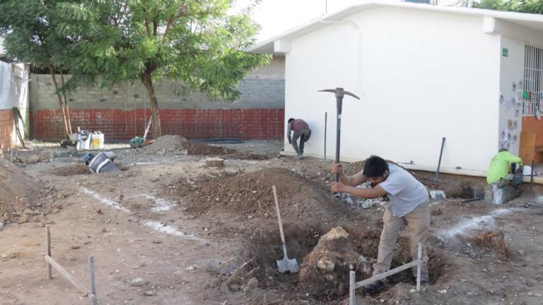 Este miércoles inició la construcción de un aula para el Jardín de Niños “Brígida Alfaro” .