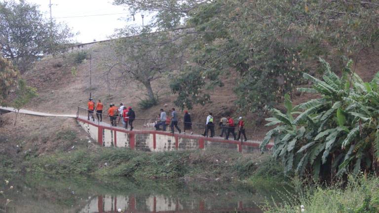 El ambiente tanto en la zona de la laguna como en toda la ciudad se siente enrarecido.