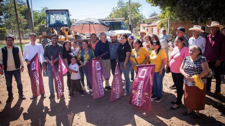 Arranca pavimentación de la calle Emiliano Zapata de la sindicatura de Tepuche