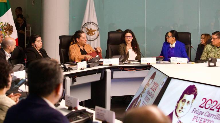 Sesión de trabajo con motivo del Proceso Electoral Federal 2023-2024 entre el Gabinete de Seguridad y el INE.