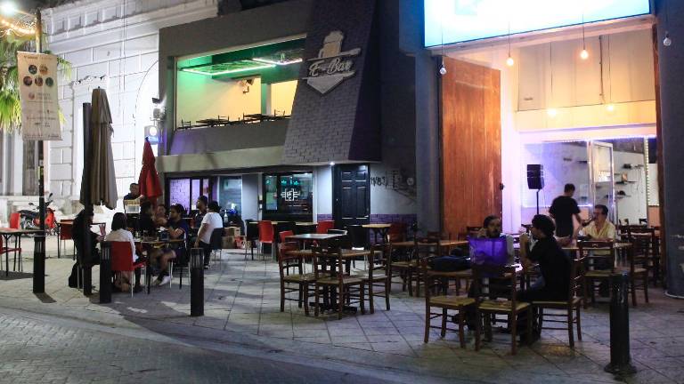 Se han registrado transacciones realizadas con billetes falsos, con denominaciones de 500 y mil pesos.