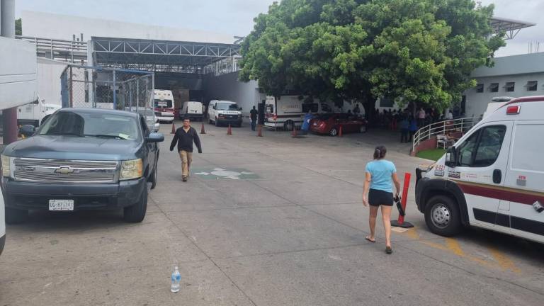 Llega a hospital de Culiacán un militar herido de bala