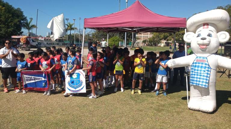 Con 64 equipos en la rama varonil y el resto en la femenil, el torneo reafirma su tradición como semillero deportivo y espacio de convivencia para la niñez y juventud mazatleca.