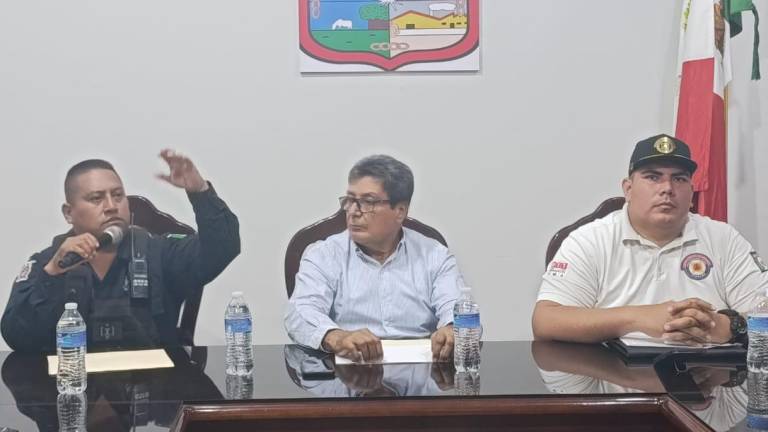 El director de Seguridad Pública de Escuinapa dio el reporte de la Semana Santa en la Sala de Cabildo.