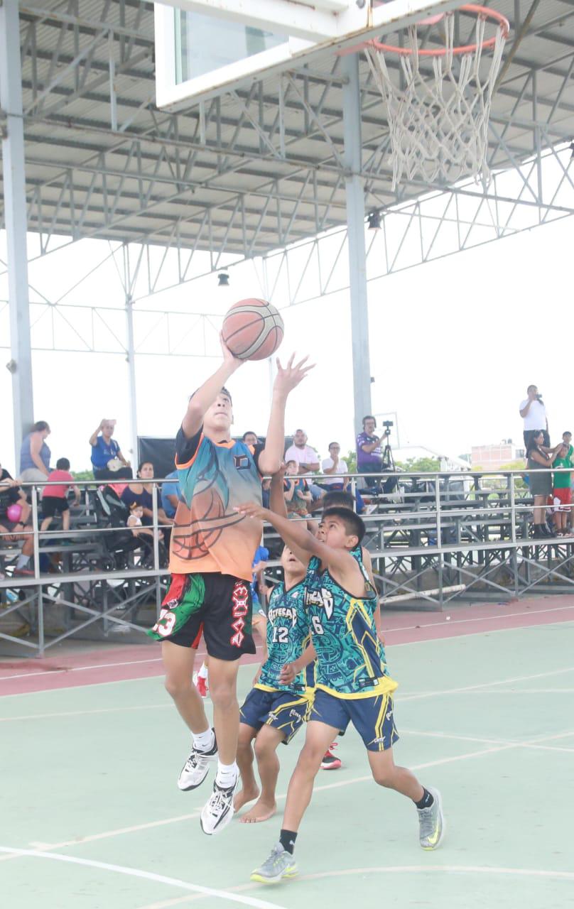 $!Niños Triquis arrasan en Olimpiada Indígena