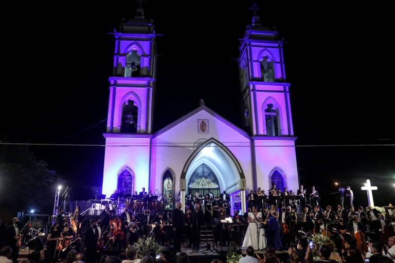 ‘Vuelan alto’ en Guamúchil con la música