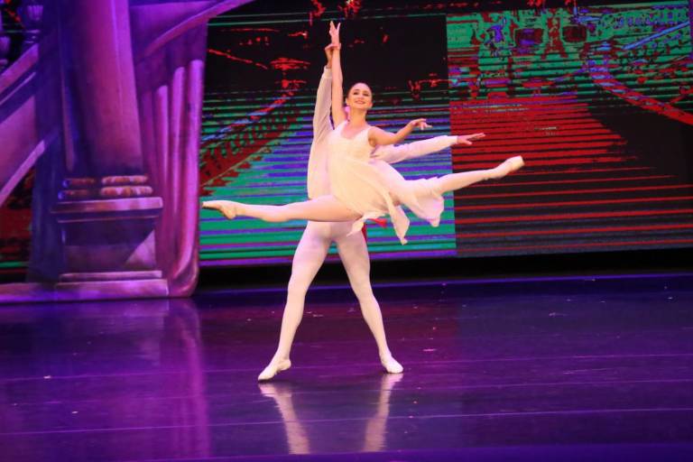 La Compañía de Ballet de Mazatlán ofrece gala por su décimo aniversario