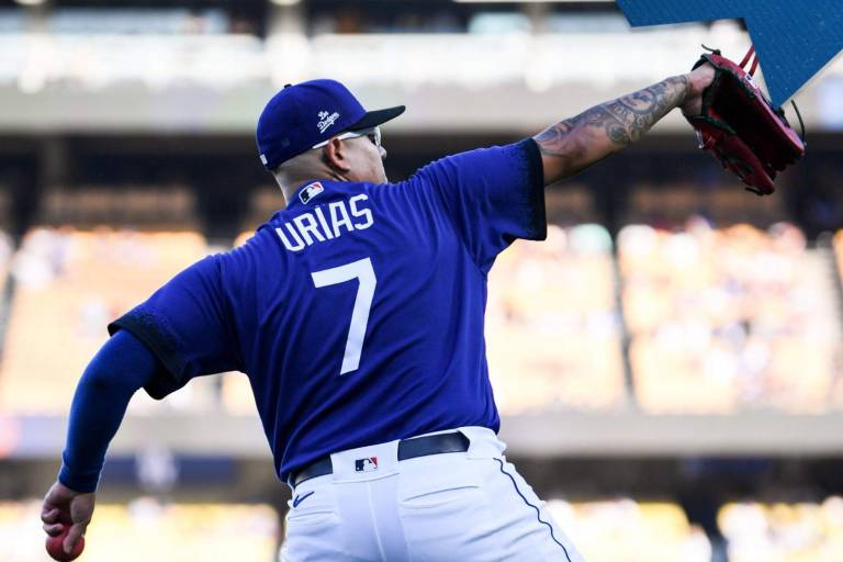 Julio Urías vuelve a su mejor forma y logra su sexta victoria