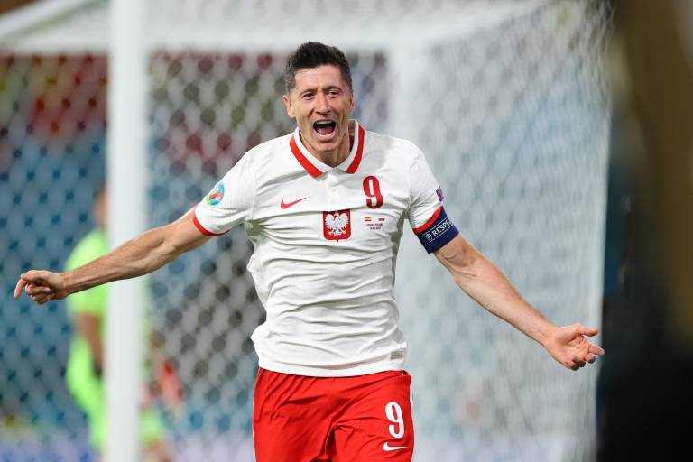 Robert Lewandowski reaparece y complica pase de España a la siguiente fase de la Euro 2021