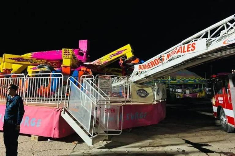 Juego mecánico colapsa en feria de Nogales, Sonora; hay 3 heridos
