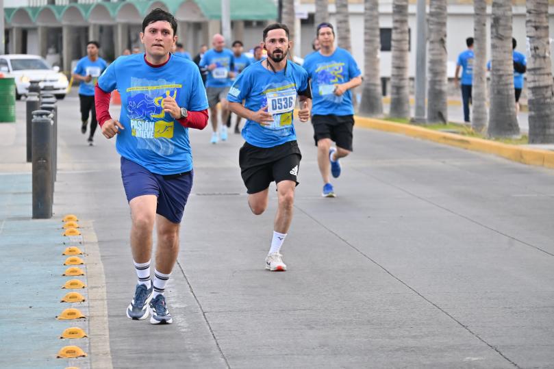 $!Tania Luna y Yostin Rendón conquistan carrera contra el cáncer infantil