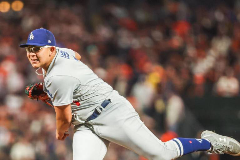 Julio Urías, en la segunda escuadra del Equipo Todo MLB