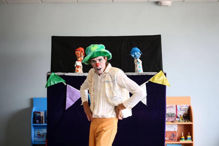 Disfrutarán de cine, teatro guiñol, danza, música y poemas en casa