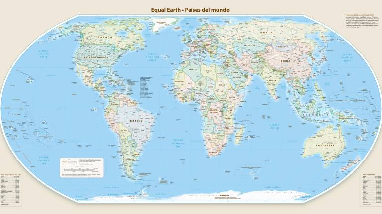 La proyección Equal Earth representa con mayor precisión el tamaño relativo de los continentes.