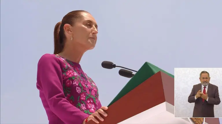 Sheinbaum Pardo destacó la expansión de infraestructura hospitalaria, la distribución de medicamentos y la cobertura del IMSS-Bienestar en la mayor parte del país.