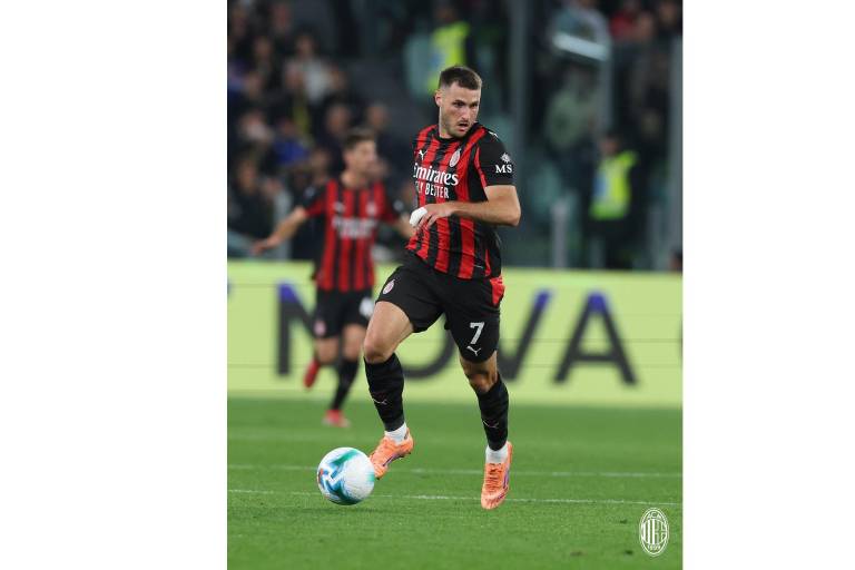 Milán perdona a Juventus y cae al tercer lugar en la Serie A