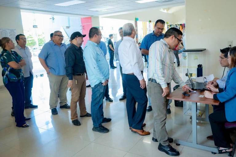 ¡Modernización y cumplimiento! Pone en marcha la UAS el registro de datos biométricos para el control digital de asistencia de sus trabajadores en todo el estado, como señala la Ley Federal del Trabajo