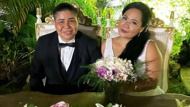 Iris Johana y Yesenia Guadalupe, el primer matrimonio igualitario que se registra en Escuinapa