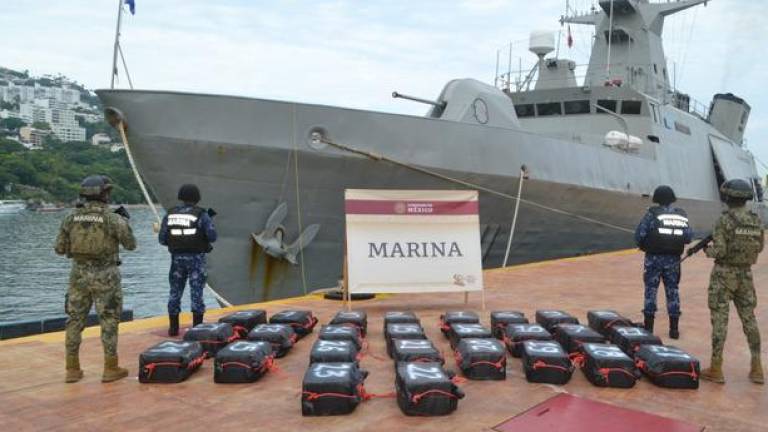 Asegura Semar dos barcos que transportaban cocaína frente a Acapulco