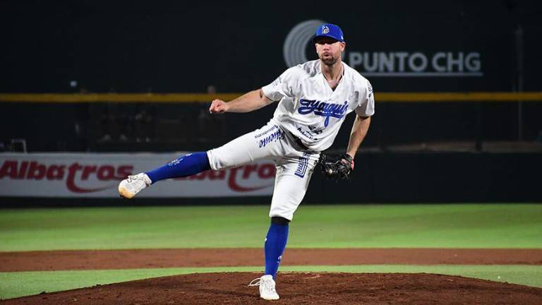 Brandon Brennan lanza siete sólidas entradas.