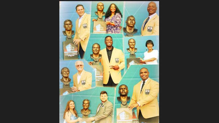 Ingresan nuevos inmortales al Salón de la Fama del Futbol Americano