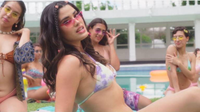 Brianda Lizárraga presenta Shot de tequila