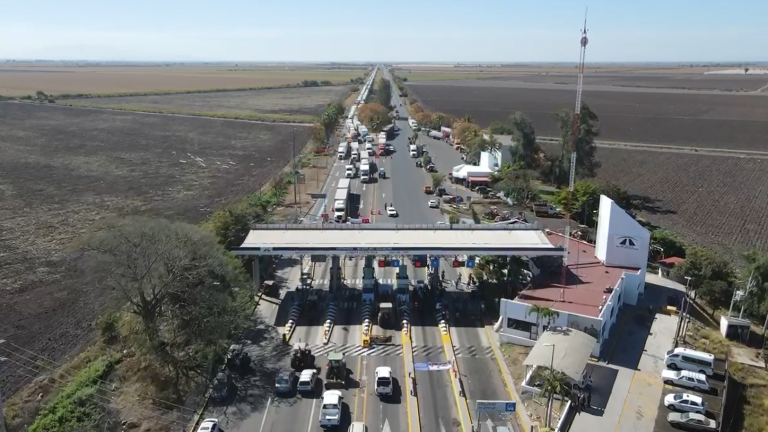 La caseta de cobro de Costa Rica de la autopista Culiacán-Mazatlán ahora está cerrada completamente al flujo vehicular.