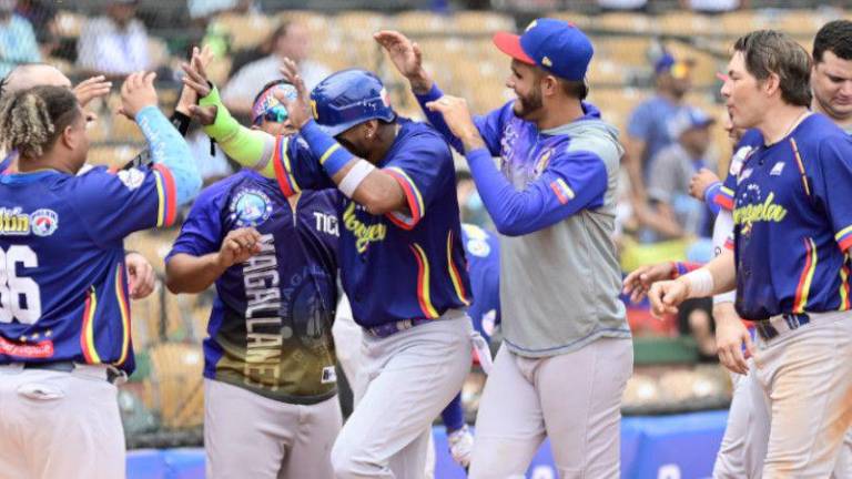 Venezuela alargó su racha de triunfos, al derrotar a Panamá, para meterse a las semifinales de la Serie del Caribe 2022.