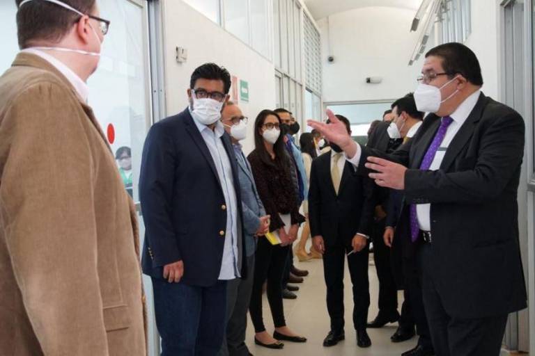 Un presidente del Tribunal Electoral anuncia relevo; otro, Vargas, firma oficios