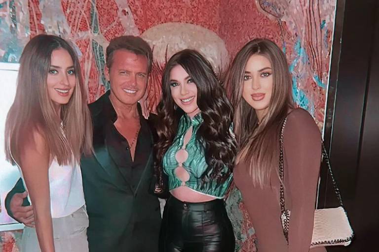 Un ‘rejuvenecido’ Luis Miguel reaparece en redes sociales junto a influencer en Miami