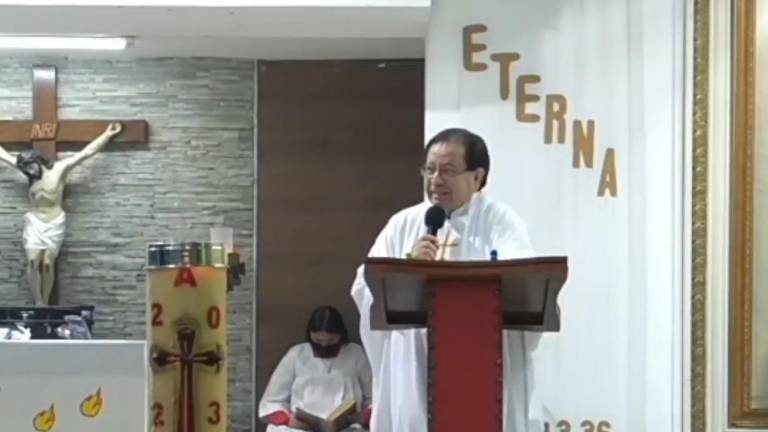 Piden unirse en oración por la salud del sacerdote Ezequiel, de Mazatlán