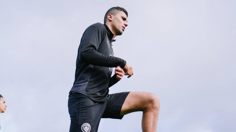 Rodri se aleja del Real Madrid.