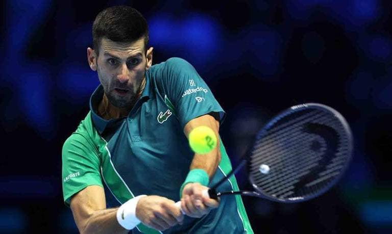 Djokovic se exige ante Rune y define el número 1 de fin de año