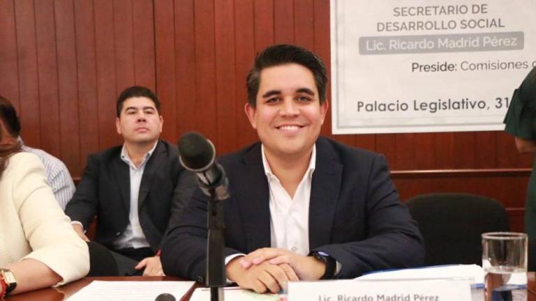Diputados locales del PRI no cambiarán de bancada, asegura Ricardo Madrid
