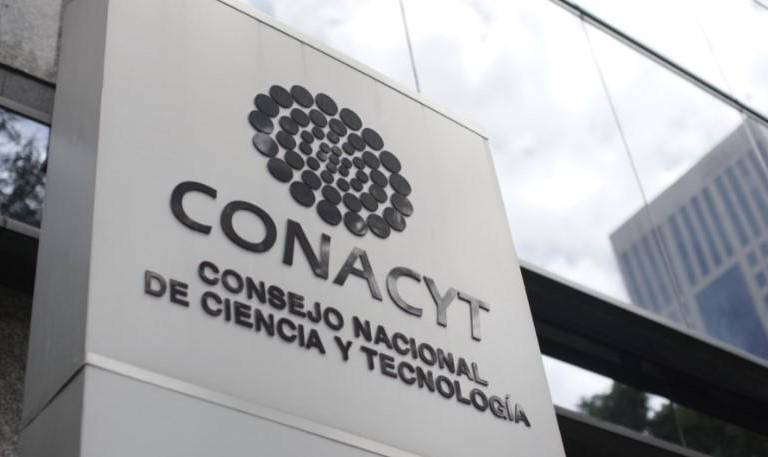 Juez frena al Conacyt: Investigadores de instituciones privadas seguirán en el Sistema Nacional