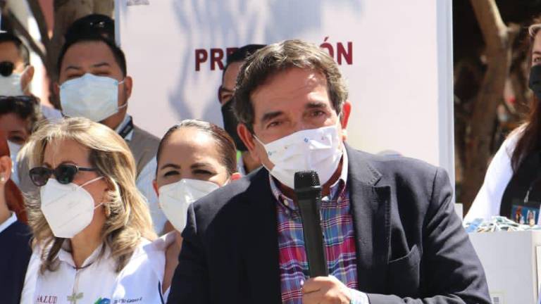 El Secretario de Salud de Sinaloa, Héctor Melesio Cuén Ojeda, desmiente haber renunciado.